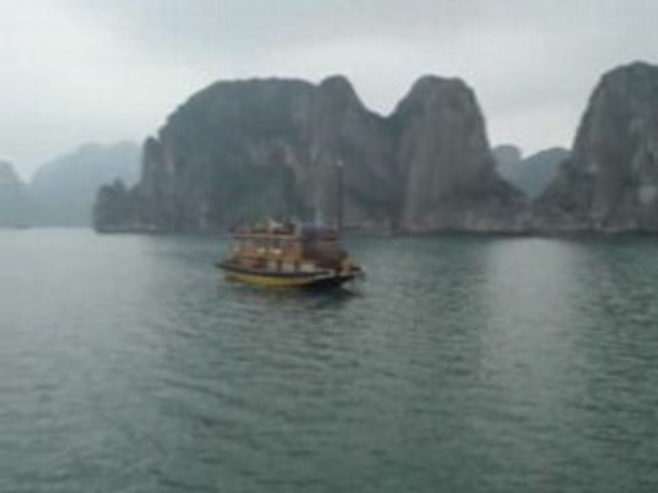 Halong-James Bond