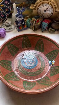 Khalifa Nan Khatai RecipeSweater Weather Episode 6 - Khalifa NanKhatai &3-4 cup melted ghee3-4 cup caster sugar (pissi hui cheeni)1 pinch Salt1-4 tsp baking soda1 tsp baking powder2 tosp gram flour (besan)1.5 cup flou