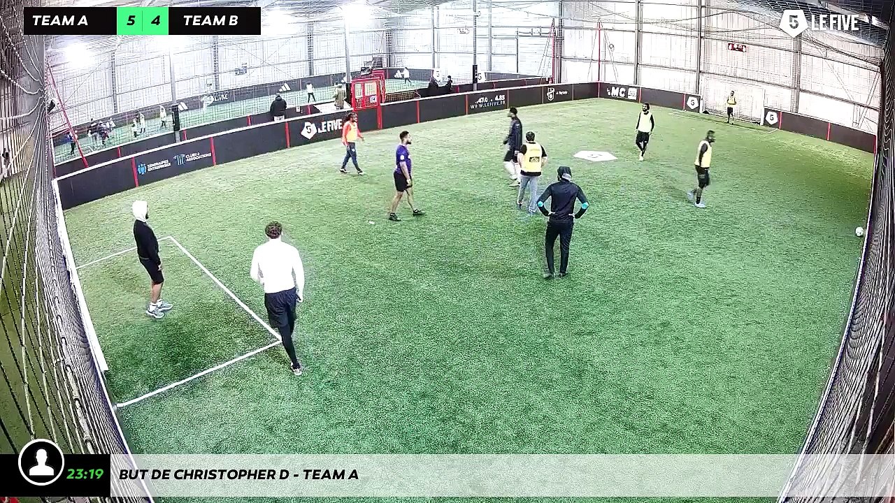 But de Christopher D - Team A