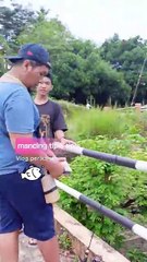 Memancing dikali jembatan
