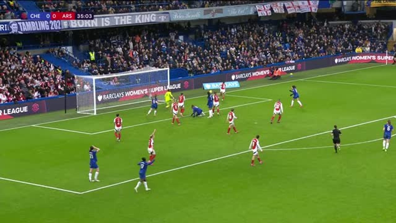 Late penalty drama hands Chelsea win over Arsenal