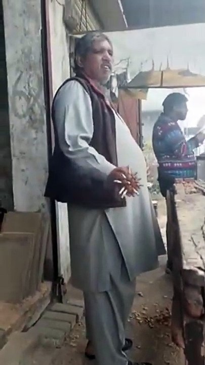 Lui il est bien décidé a tousser gras