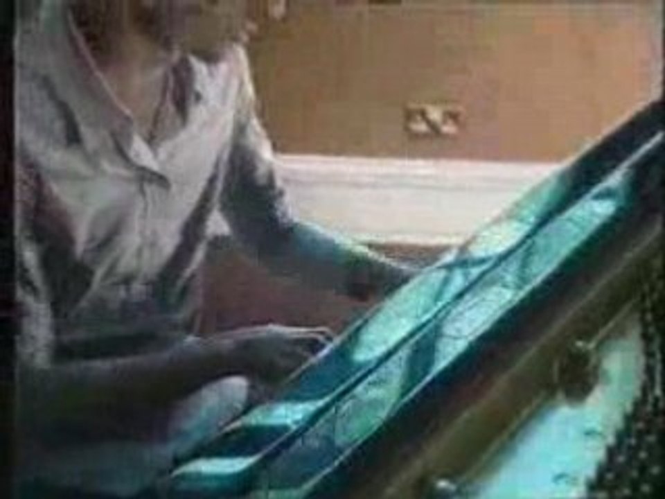 Muse - Making Of  - Showbiz