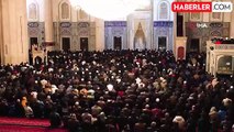 Ankaralılar Miraç Kandili'nde Kocatepe Camii'nde Bir Araya Geldi