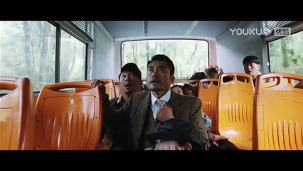 Ancient creatures resurrected, a boy went on an adventure to a deserted island and witnessed a battle between a dragon and a snake!