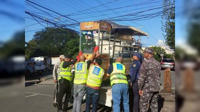 Alcaldía del DN recupera espacios públicos en la Zona Universitaria