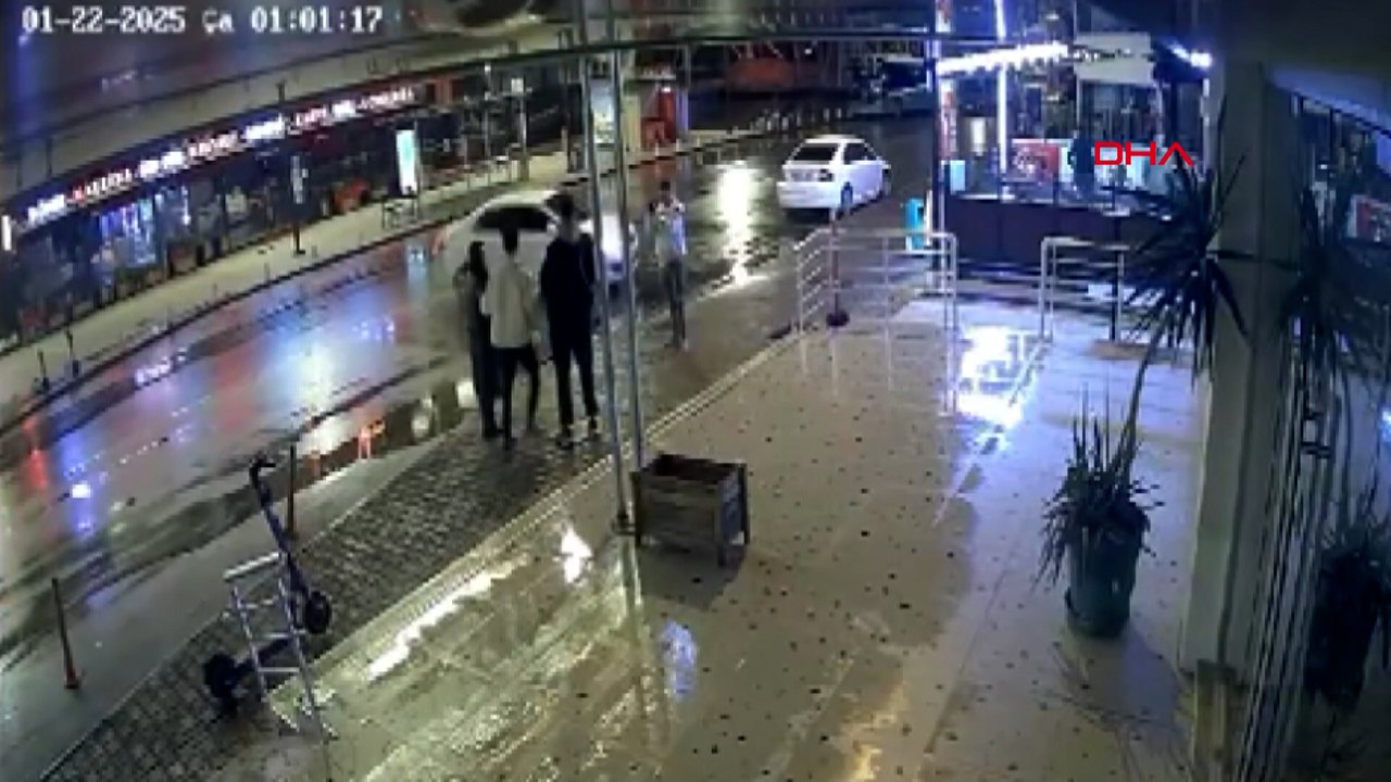 Refleksiyle eşini kazadan kurtardı