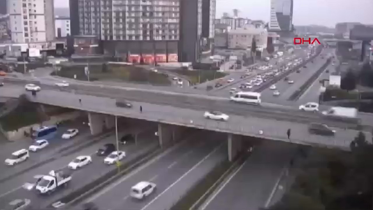 Yolun karşısına geçmeye çalışırken otomobilin çarptığı Batuhan hayatını kaybetti