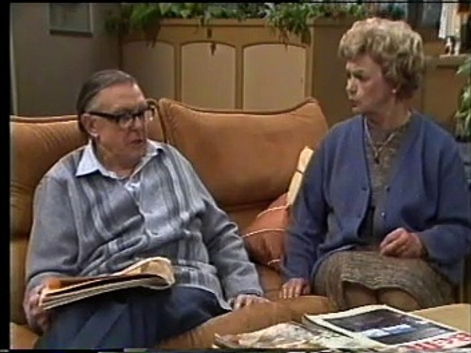 Neighbours deutsch - 339 - Fünfzig Jahre wilde Ehe (11.09)