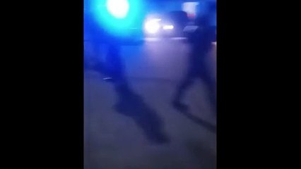 Ladrão é amarrado a poste após invadir casa e agredir morador