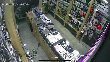 Bursa'daki 4 büyüklüğündeki deprem kamerada