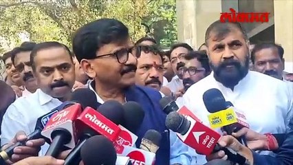 शिवसेनेच्या बैठकीत सुषमा अंधारेंना मान, मोकाटेंचा अपमान