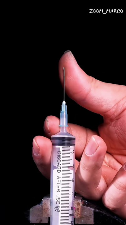 Macro voice control helps you sleep comfortably. Decompression videos help you sleep