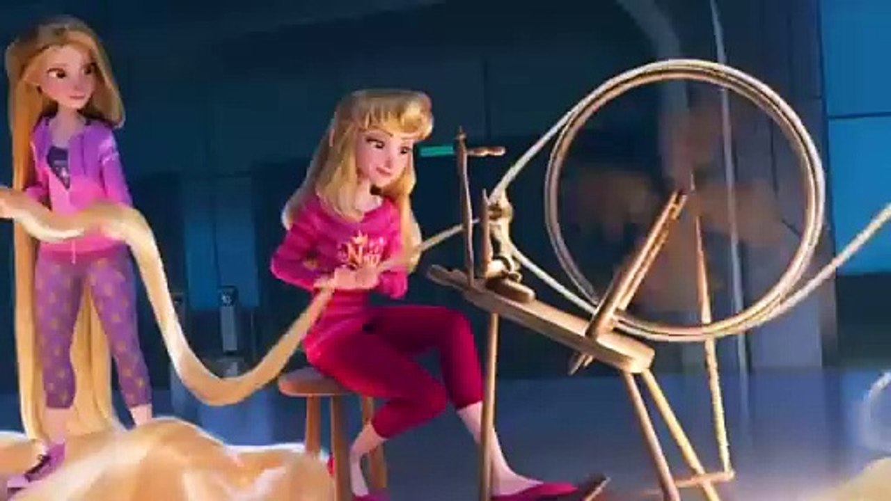 Disney Princesses Save Wreck-It-Ralph _ Iconic Scene from Wreck-It Ralph 2