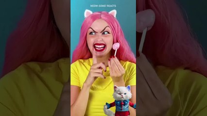 That Looks Too Real! 🙀 Perfect DIY Gummy Lollipop Prank 😹🍭