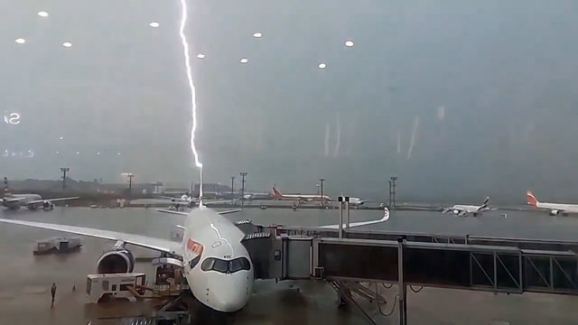 Lightning appears to strike British Airways plane at Brazil airport