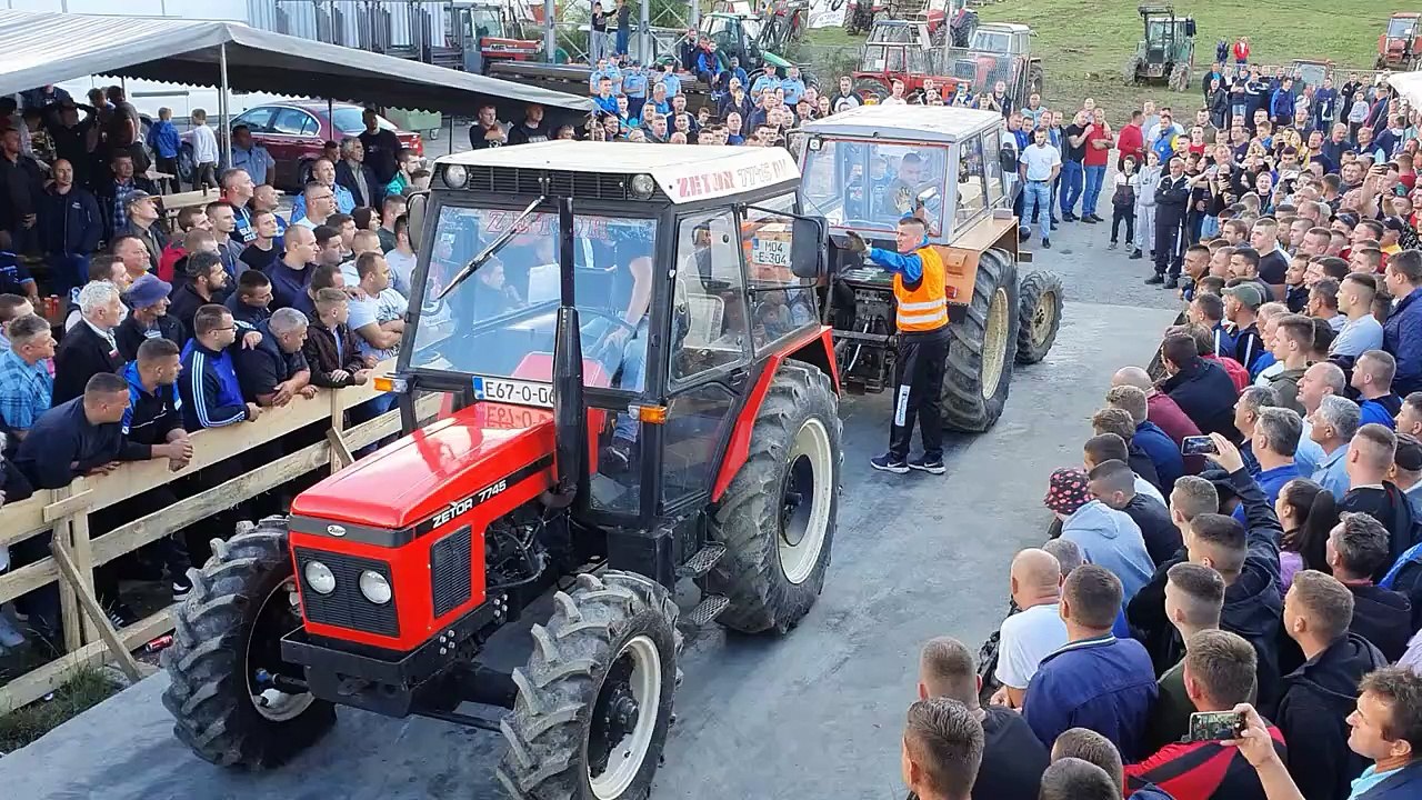 Ursus 8511 cristal vs Zetor 7745