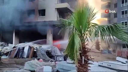 Antalya’da otel inşaatında yangını söndürme çalışmaları sürüyor