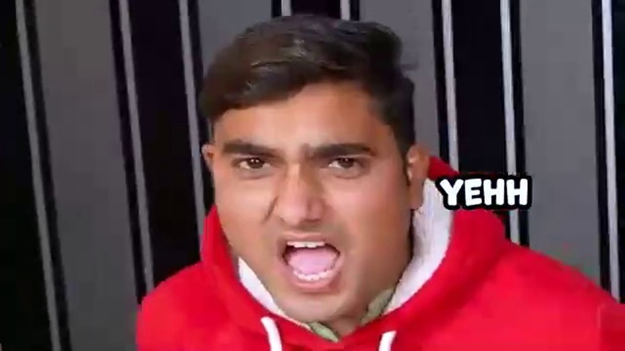 No Hands VS 1 Hand VS 4 Hands Food Challenge