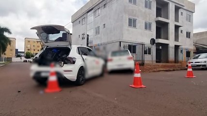 Polo e Fox colidem em cruzamento no Angra dos Reis