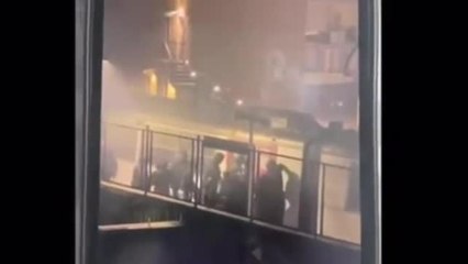 Assalto ultras alla Circumvesuviana: danni e tifosi del Sorrento feriti