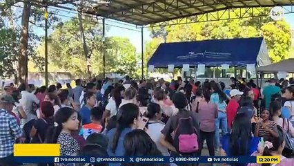 Largas filas para cobro de becas en Chiriquí y Bocas del Toro