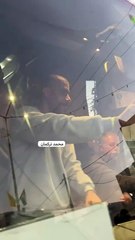 اللحظات الأولى للقاء الأسرى الفلسطينيين بعائلاتهم.. فيديو