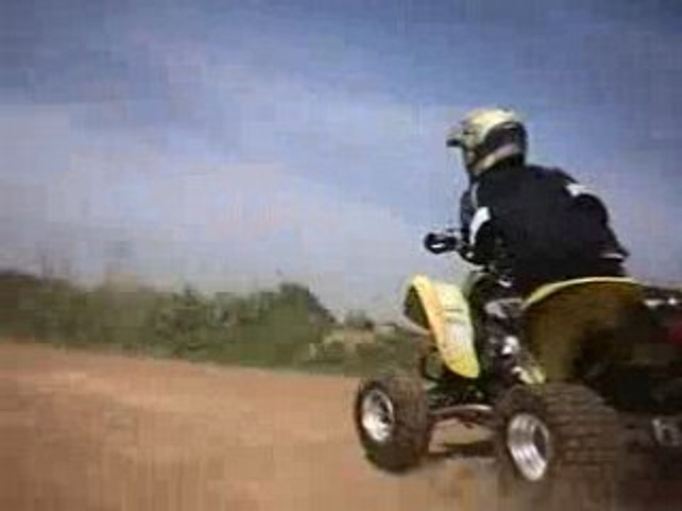 450 yfz cam embarqué et wheeling ratée