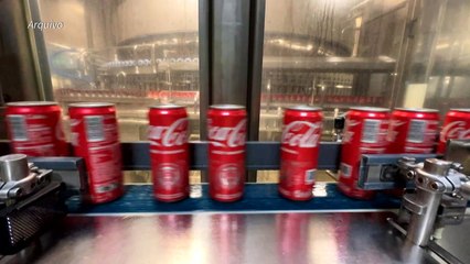 Engarrafadora belga da Coca-Cola anuncia retirada de produtos na Europa
