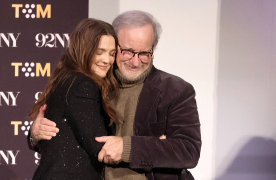 Steven Spielberg quiso ser padre después de trabajar con Drew Barrymore