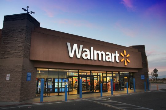Walmart is bumping up some manager’s pay to $620,000