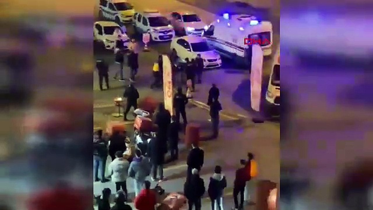 İstanbul - Avcılar'da dönerciye silahlı saldırı: 3 yaralı - 2 /Geniş haber