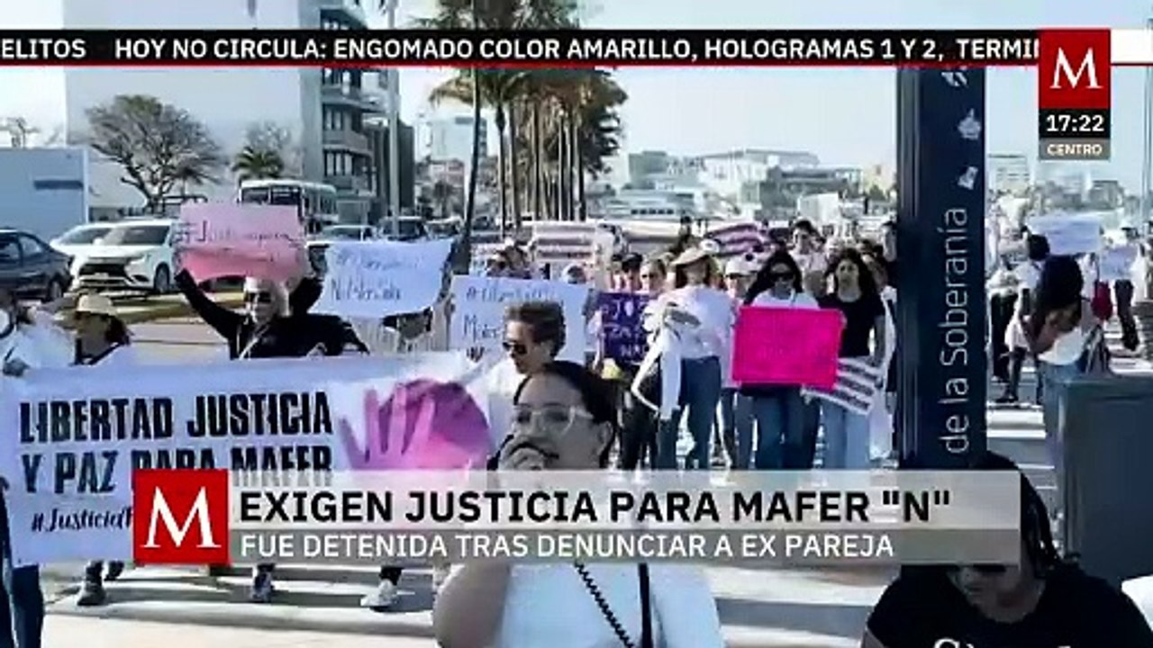 Realizan marcha en apoyo a Mafer ‘N’, víctima de violencia vicaria, en Veracruz