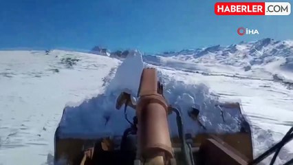 Şırnak'ta Kar Esareti Devam Ediyor