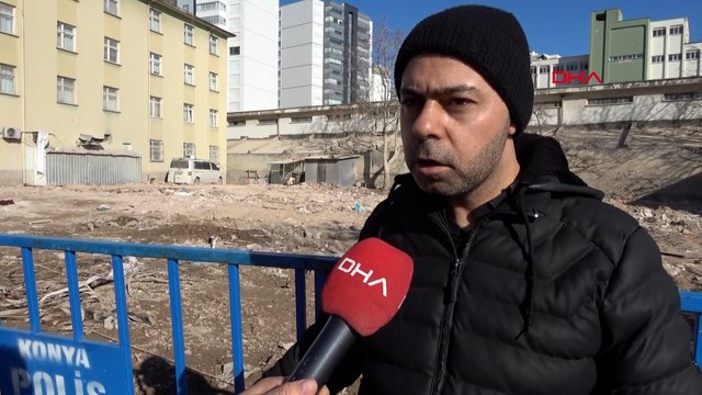 Çöken binada oturan Cuma: Çaresiz kaldık