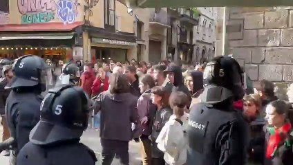 Càrregues contundents dels Mossos