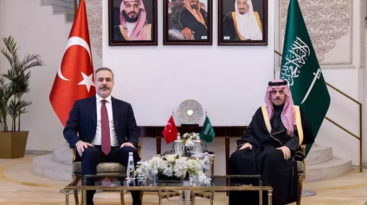 Dışişleri Bakanı Hakan Fidan, Suudi Arabistan Dışişleri Bakanı Al Suud ile görüştü