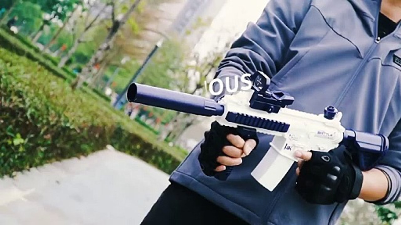 M416 Automatic Electric Toy Water Gun, Large Capacity, Rechargeable Battery, Plastic, Carnival Theme, Suitable for Birthday, Bar & Adult Party, Summer Outdoor, Christmas, Universal, USB Charging, 500mAh Lithium Battery, No Prop Money, No Feathers