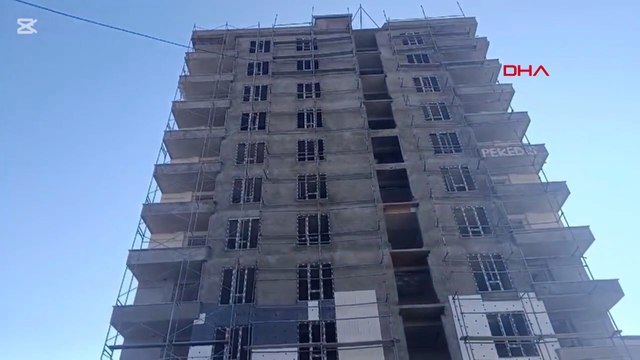 7'nci kattan düşen inşaat işçisi öldü
