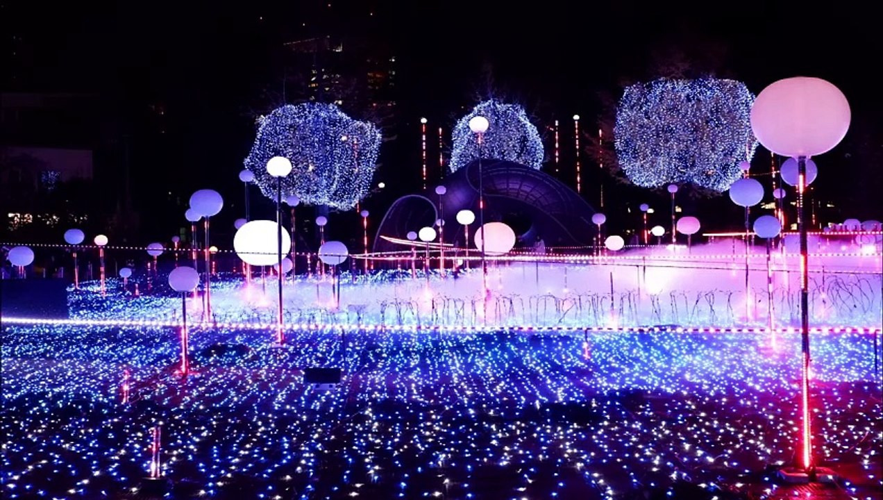 【Japan | Christmas Traditions】5 Christmas Things Only Japanese People Do!