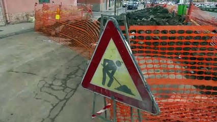 Torna l'acqua a Camaro, voragine in centro