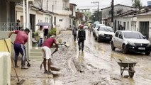 Após fortes chuvas, prefeito de Vicência fala em 'cenário de guerra' e pede ajuda para o município; veja imagens