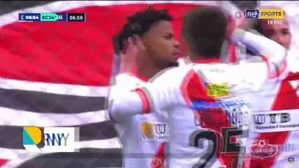 El cuerpo de Camila fue arrastrado por una de las calles de Alto Tacagua, los implicados  fueron sorprendidos por los vecinos