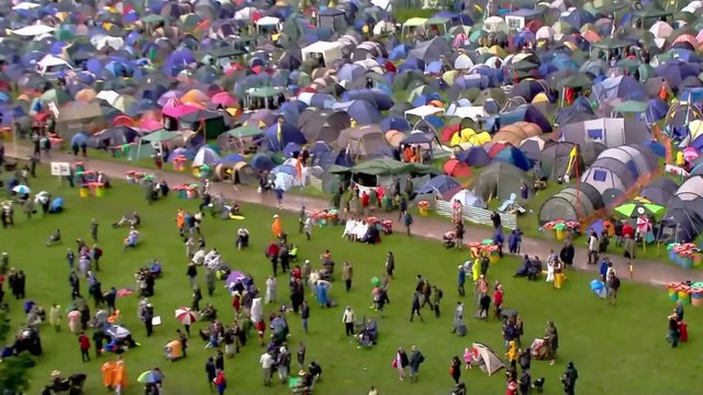 Amy Winehouse - Wake up alone Glastonbury 2007.