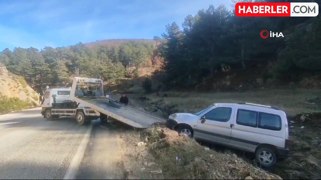 Eskişehir'de Trafik Kazası: Araç Şarampole Uçtu