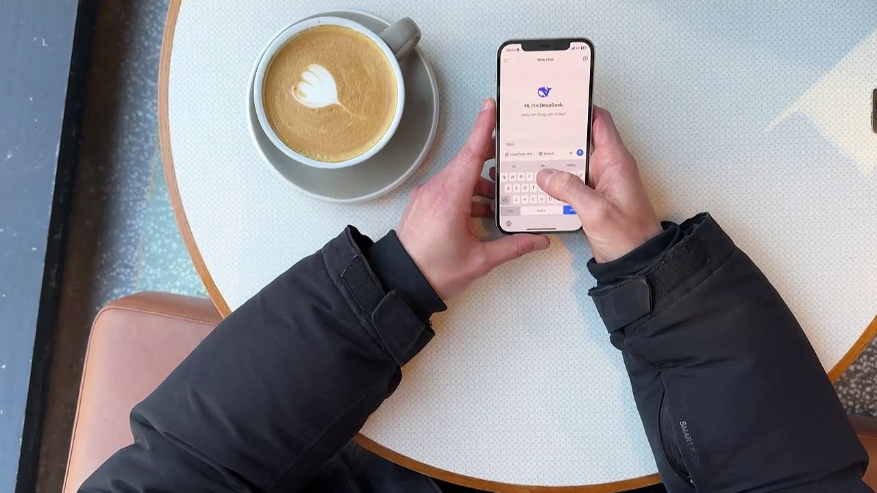 'KI-Wunder' DeepSeek aus China stellt US-Vorherrschaft in Frage
