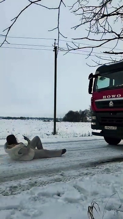 truck 🙌 #GotPermissionToPost From IG @grodel.natalya #SlowLow