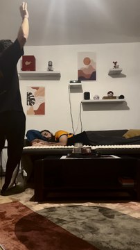 Au début ????? Cette semaine je le leve tous les jours à 5h pour aller courrir. C’est deja immensement dur, encouragez moi 😓 Jour 2/7