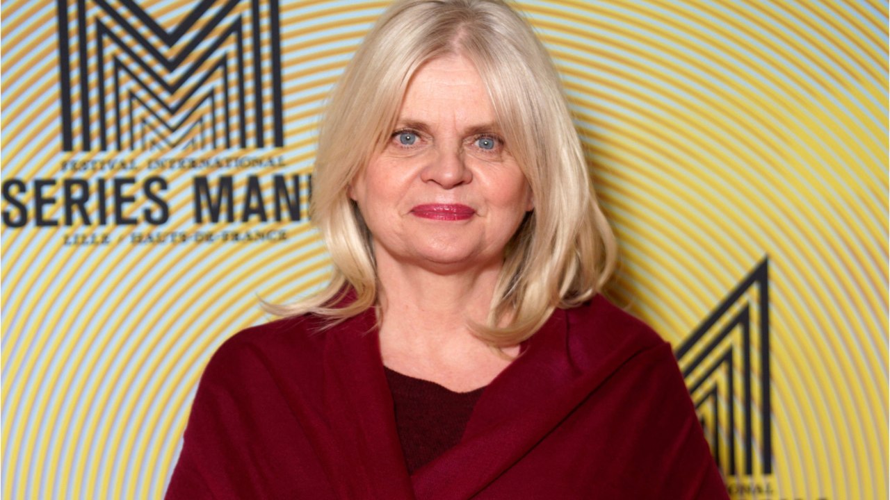 GALA VIDEO - Isabelle Nanty sans filtre sur son “mal à s’imposer” : “Je fais un métier où il faut savoir rester à sa place”