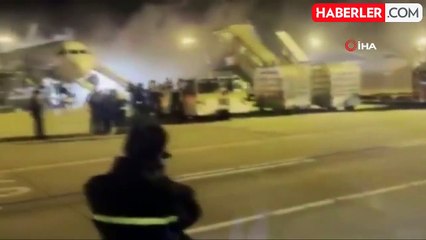 Güney Kore'de Havalimanında Yolcu Uçağında Yangın